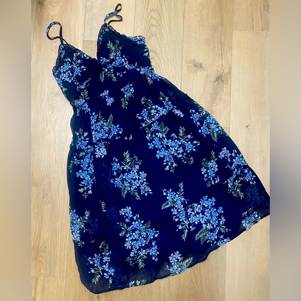 Blue floral, Vici dress
